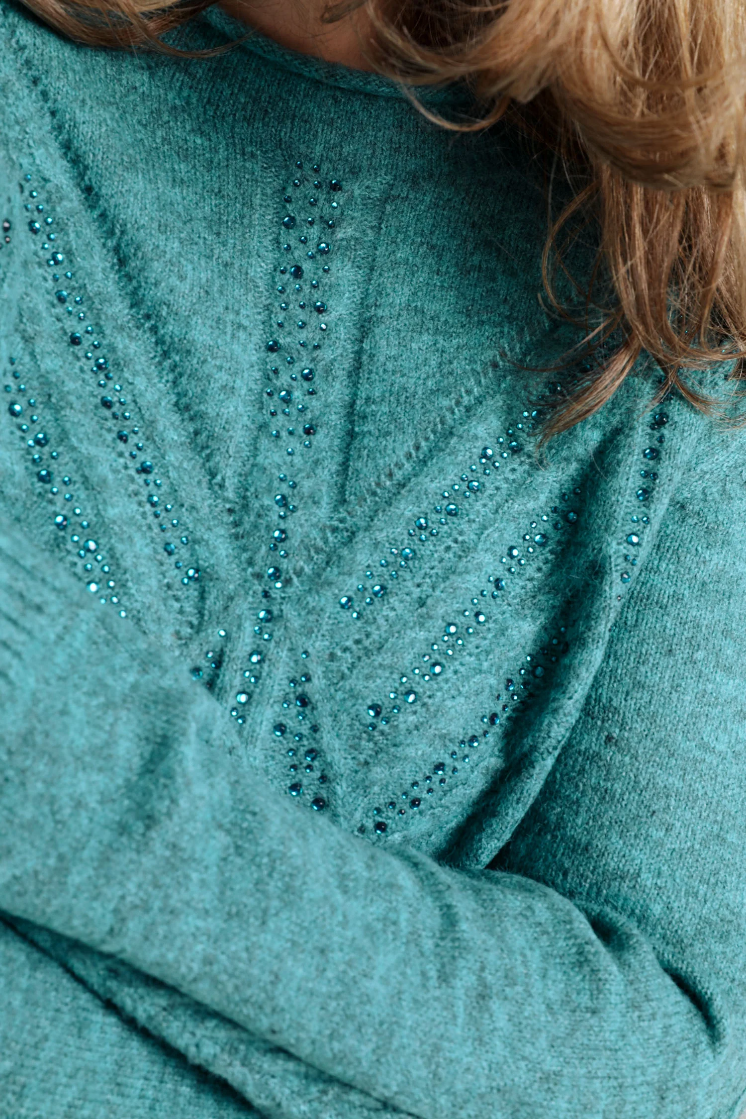 Pull uni torsade et strass – Image 5