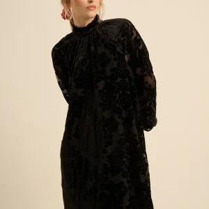 Robe courte en velours