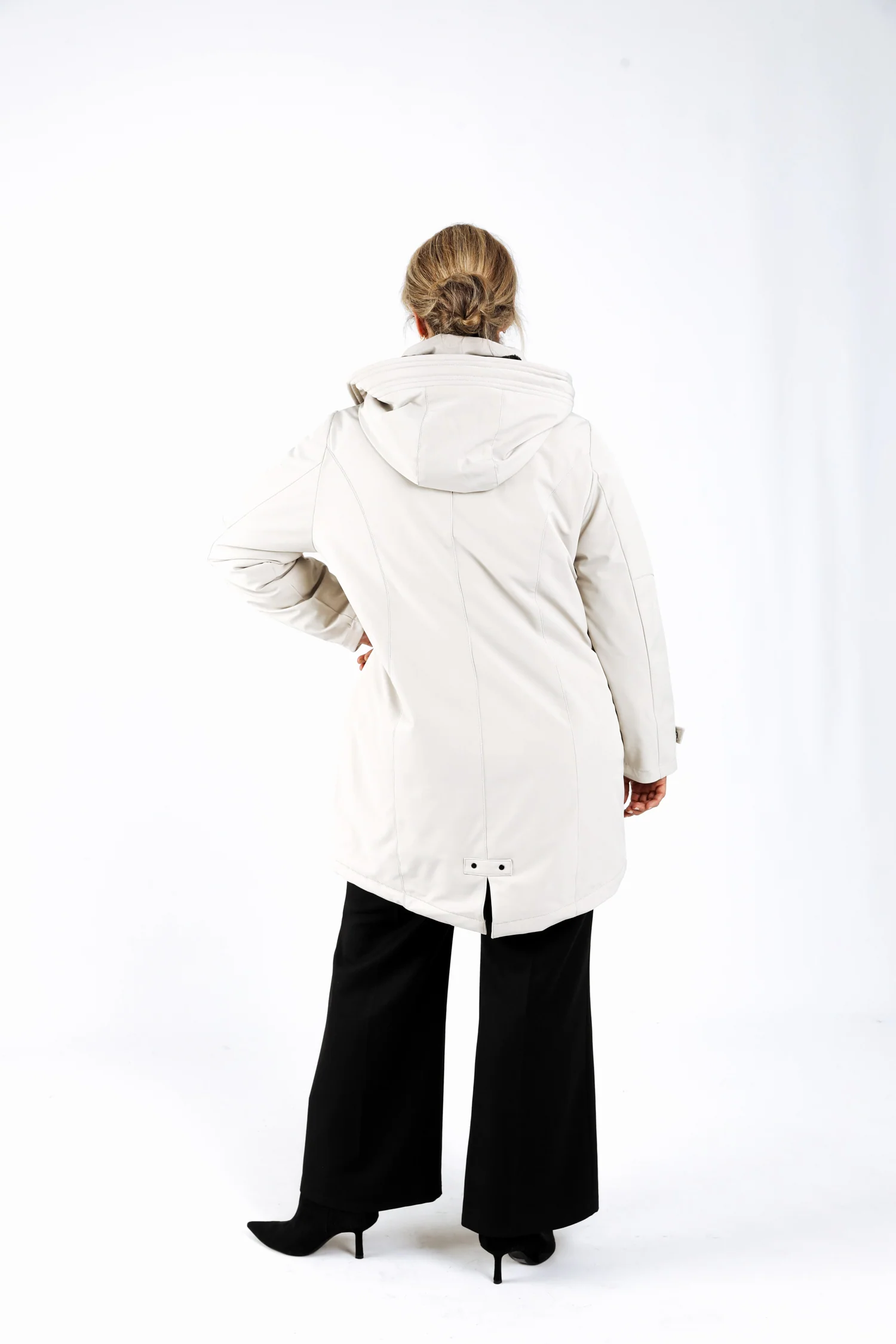 Parka unie avec capuche