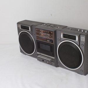 Radio cassette Hitachi TRK 2200 E