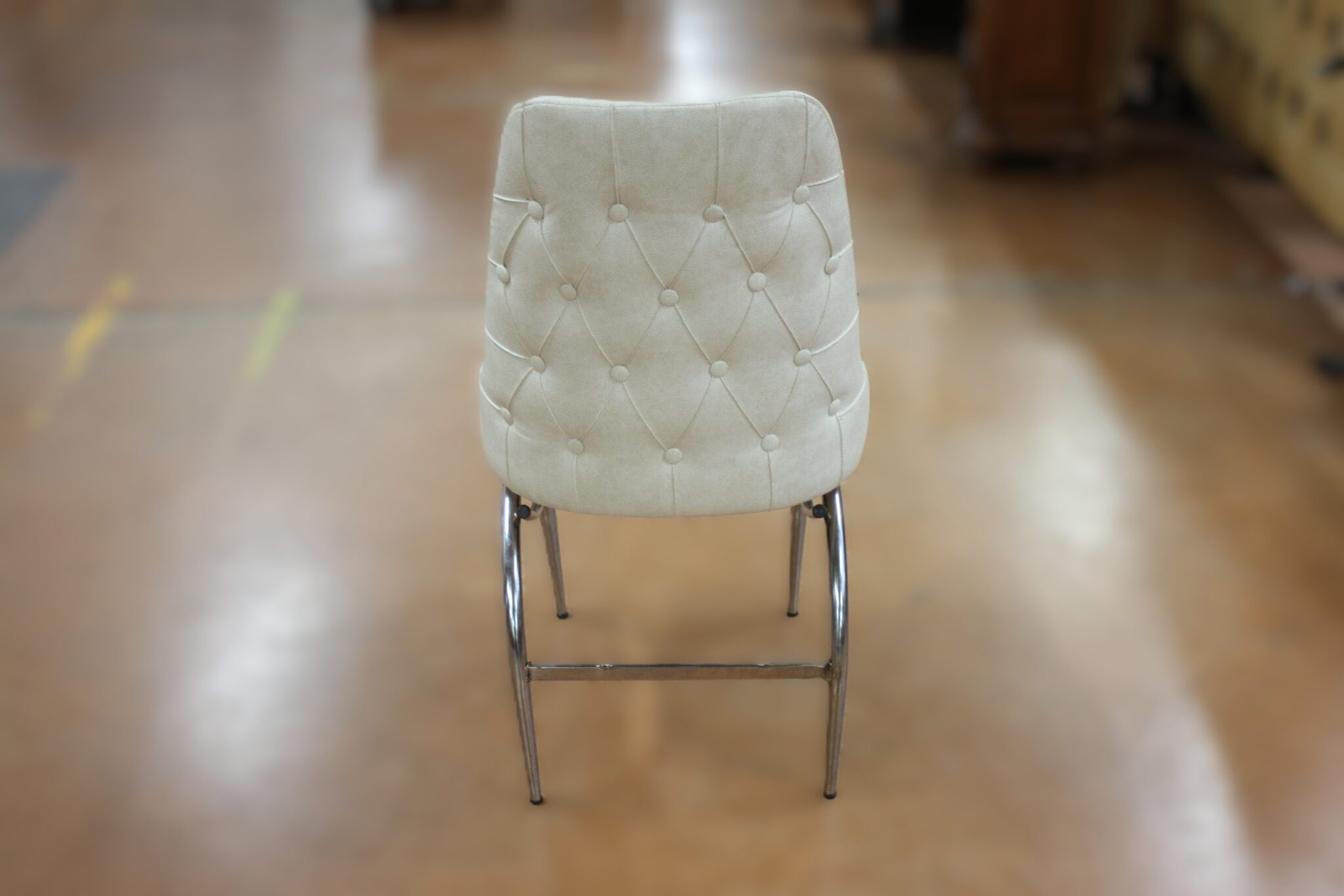 Chaise d’appoint originale et design – Image 4