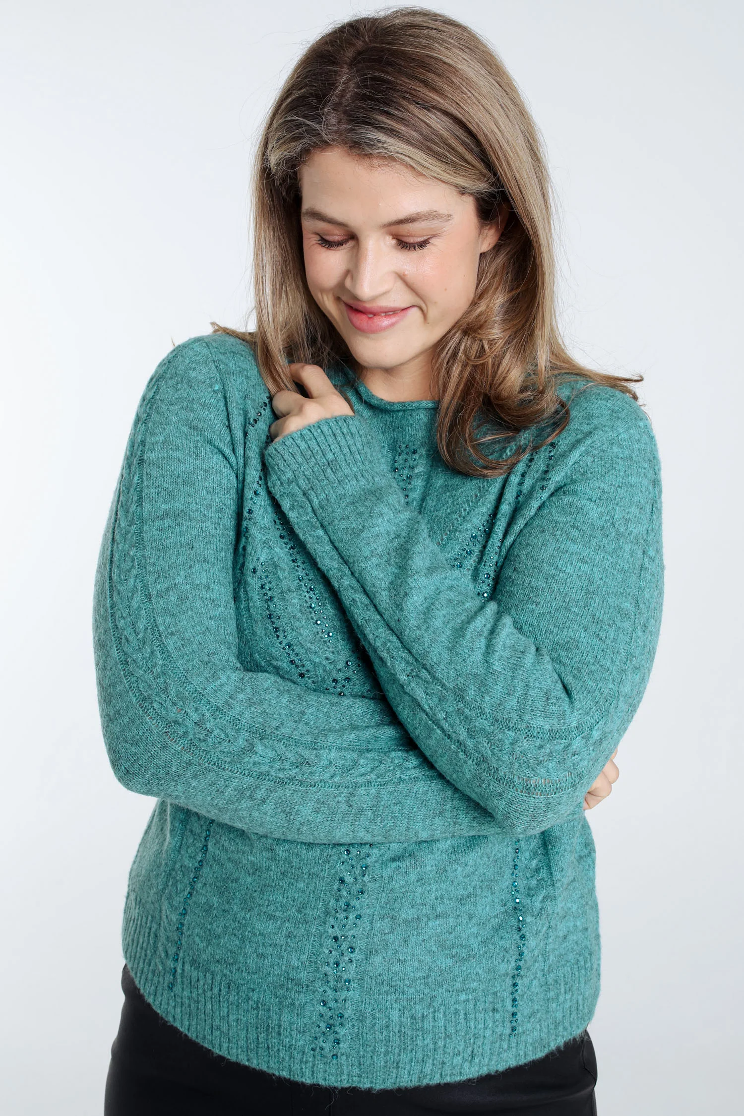 Pull uni torsade et strass – Image 3