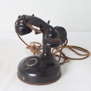Ancien téléphone en bakélite – Société industrielle des téléphones Paris
